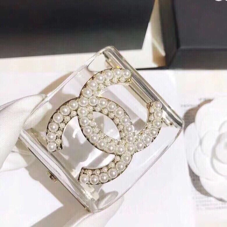 Chanel Bracelets Compact 221956