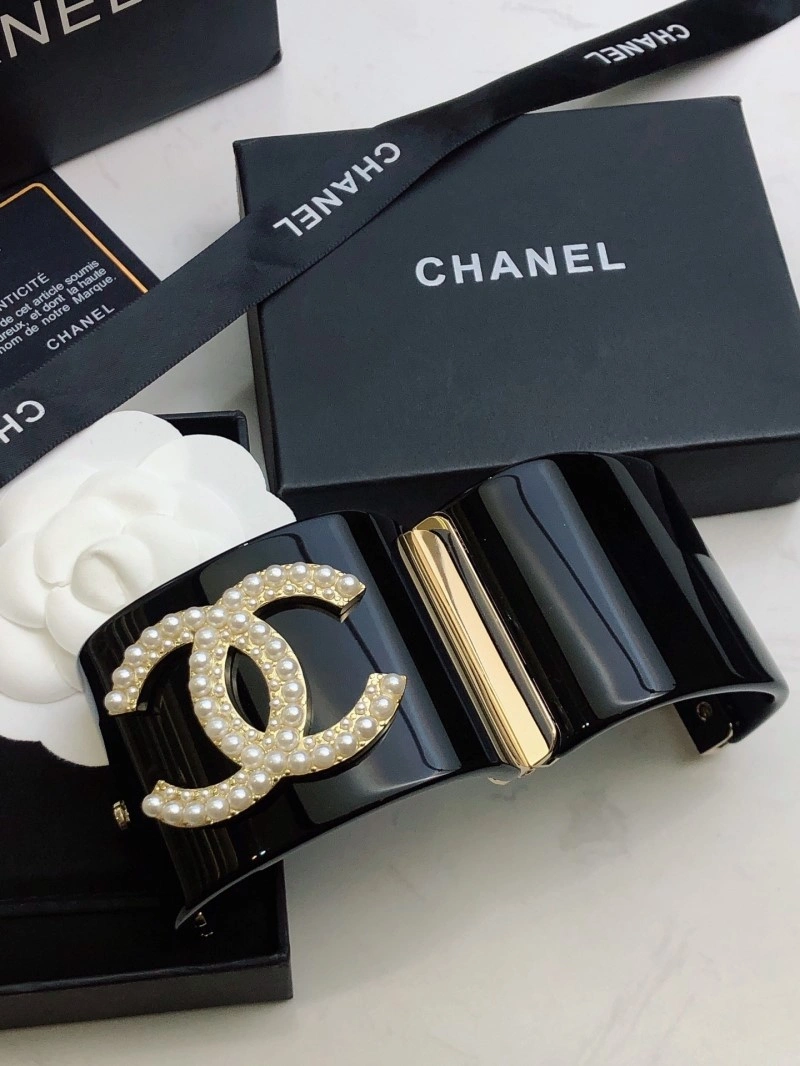 EyeCatching Chanel Bracelets 221965