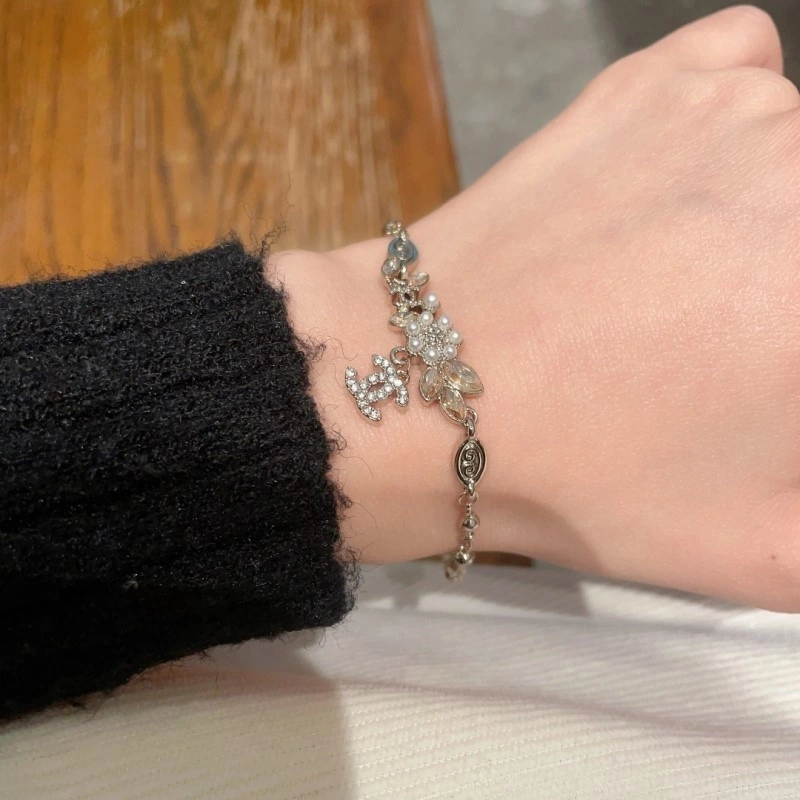 FreshLook Chanel Bracelets 221957