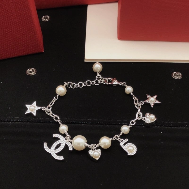 Chic Chanel Bracelets 220555
