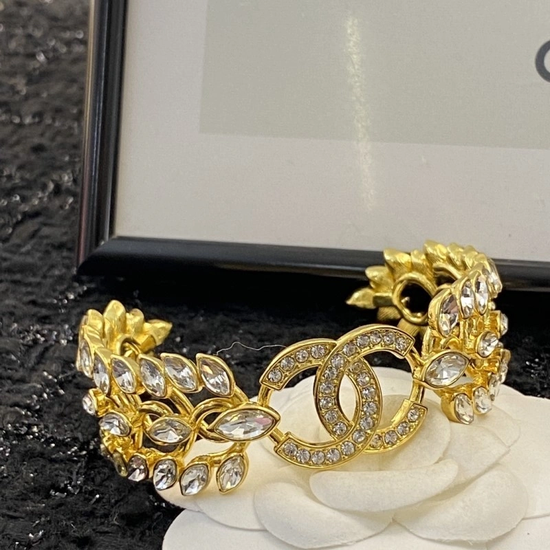 Snug Chanel Bracelets 220485