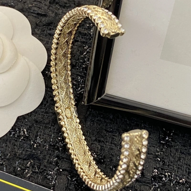 Chanel Bracelets Refined 220480