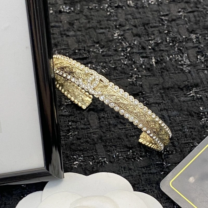 Chanel Bracelets Refined 220480