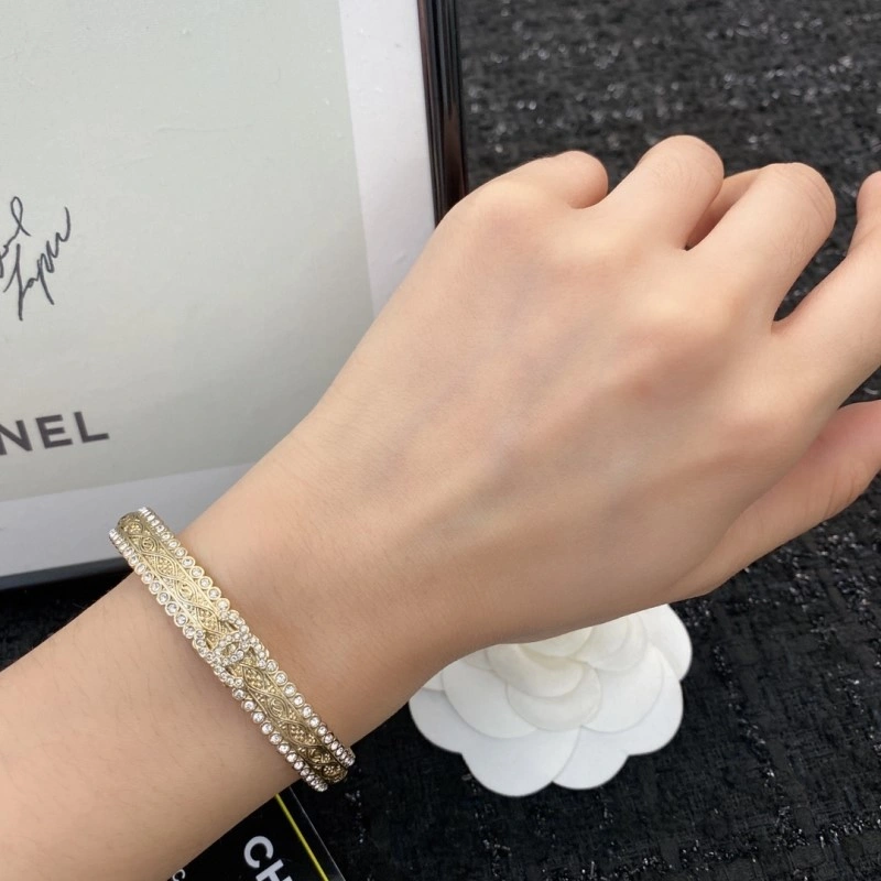 Chanel Bracelets Refined 220480