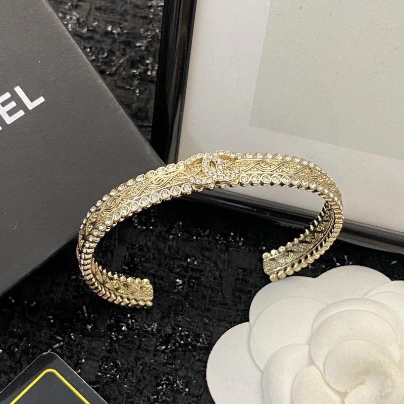Chanel Bracelets Refined 220480