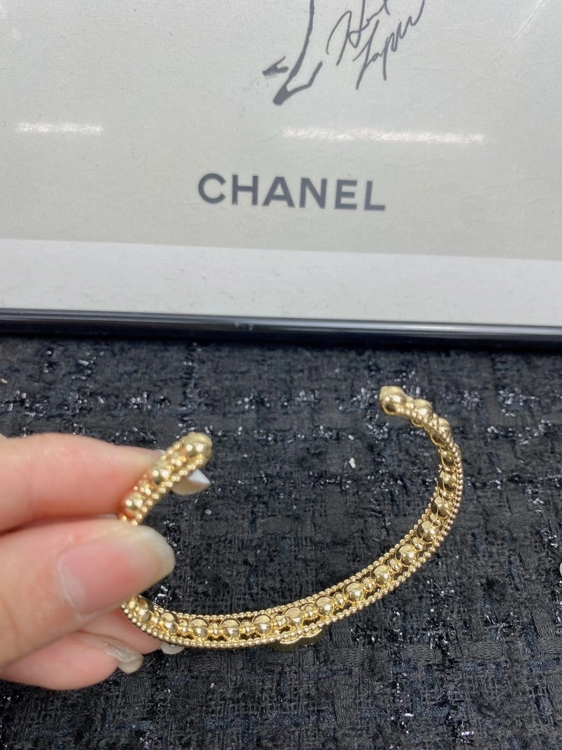 Chanel Bracelets Efficient 220483