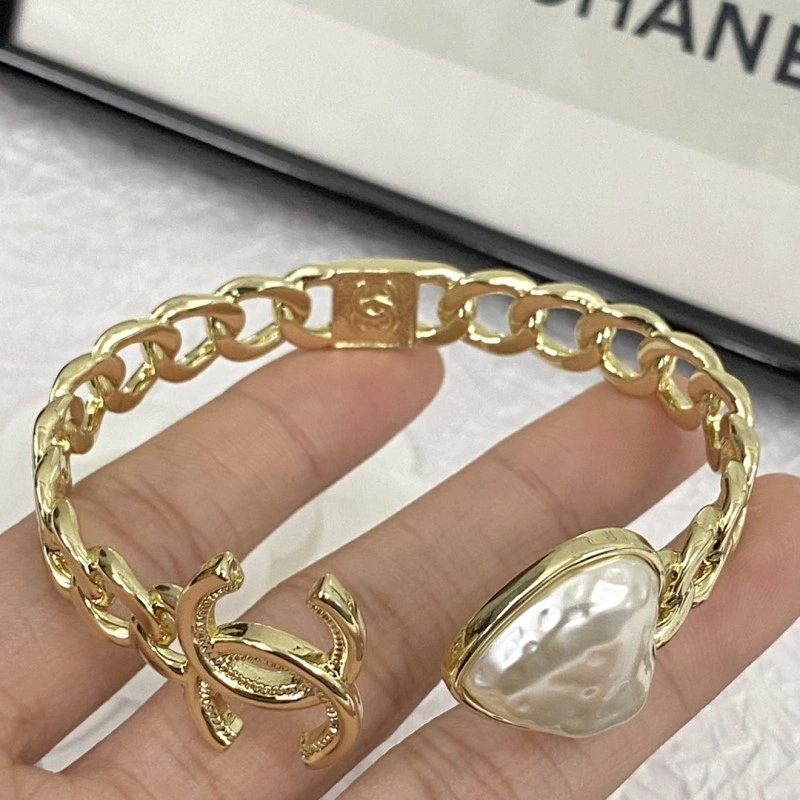 TimelessDesign Chanel Bracelets 220488
