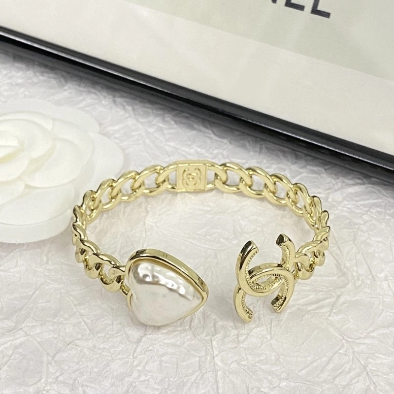 TimelessDesign Chanel Bracelets 220488