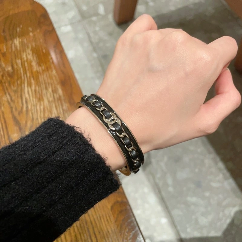 Chanel Bracelets Stretchable 220478