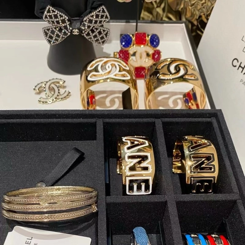 Chanel Bracelets Packable 220477