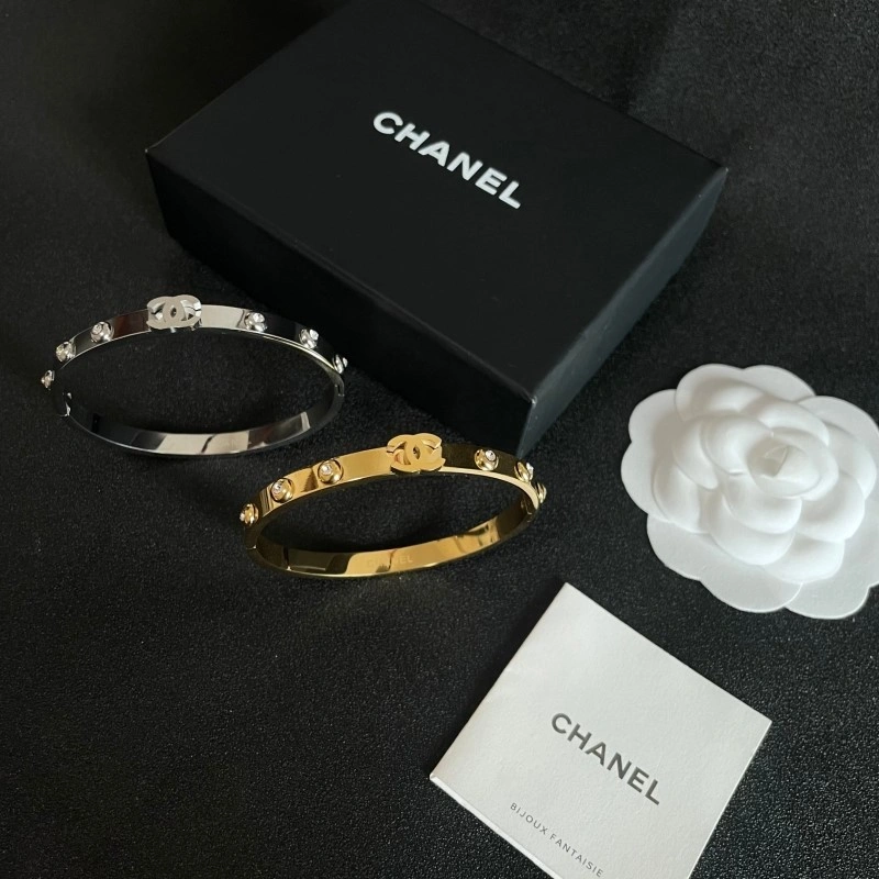 Chanel Bracelets FashionForward 220473