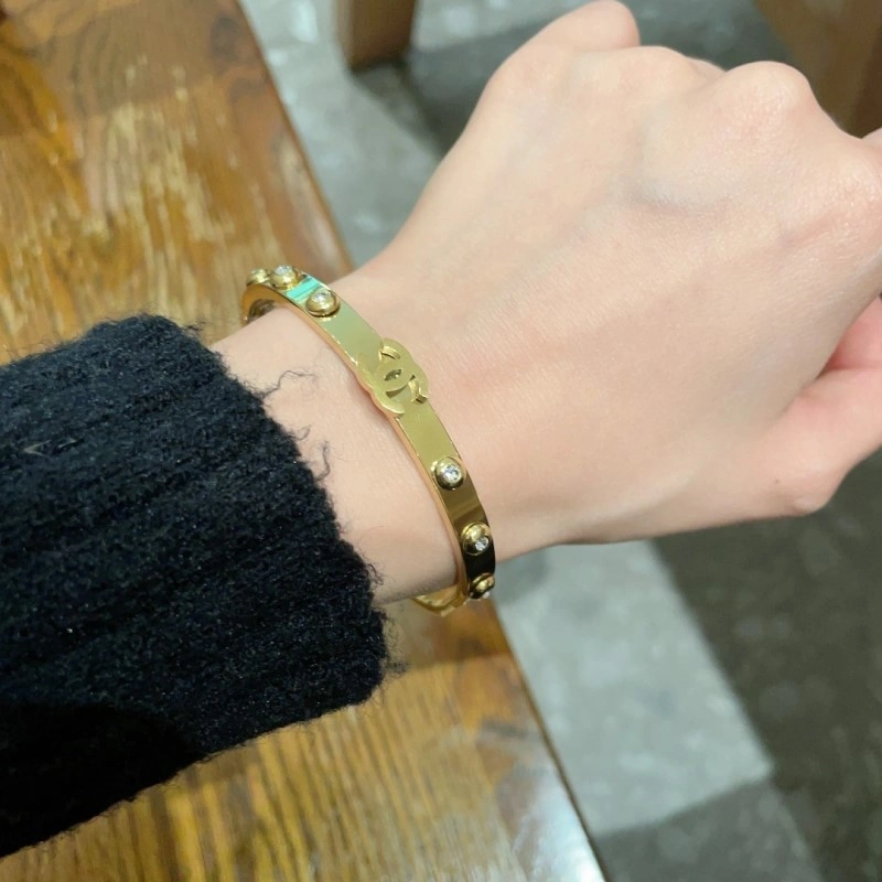 Chanel Bracelets FashionForward 220473