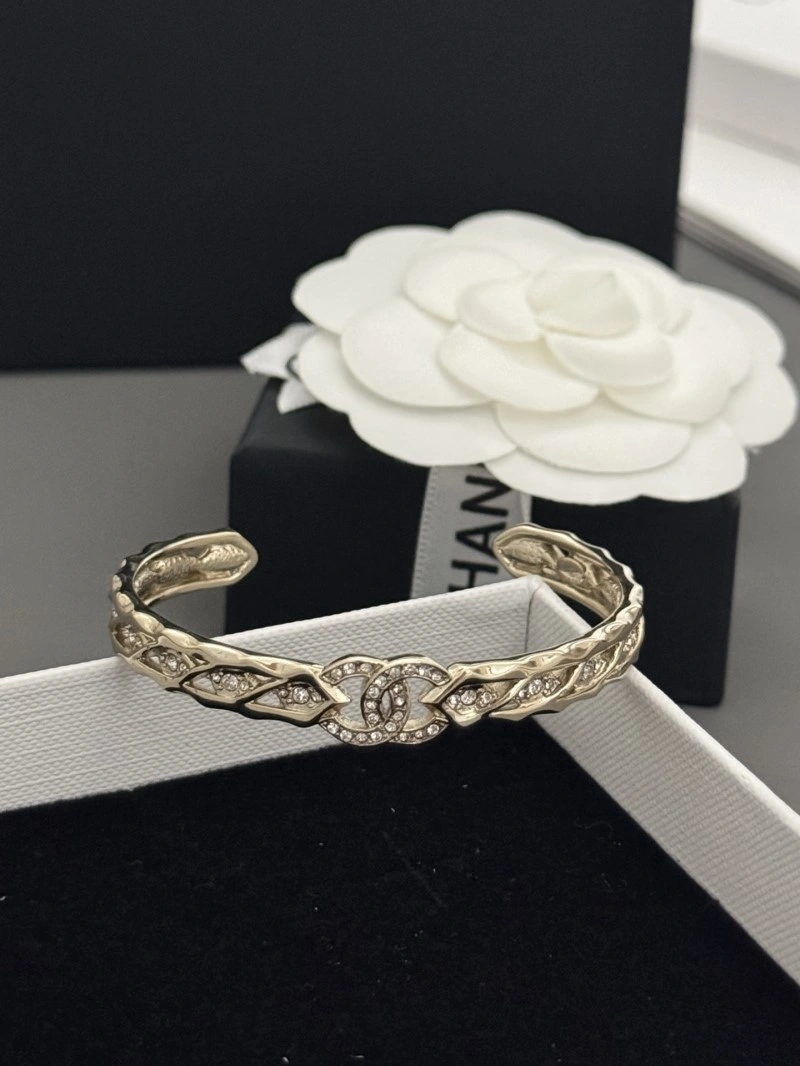 Chanel Bracelets OnTrend 220472