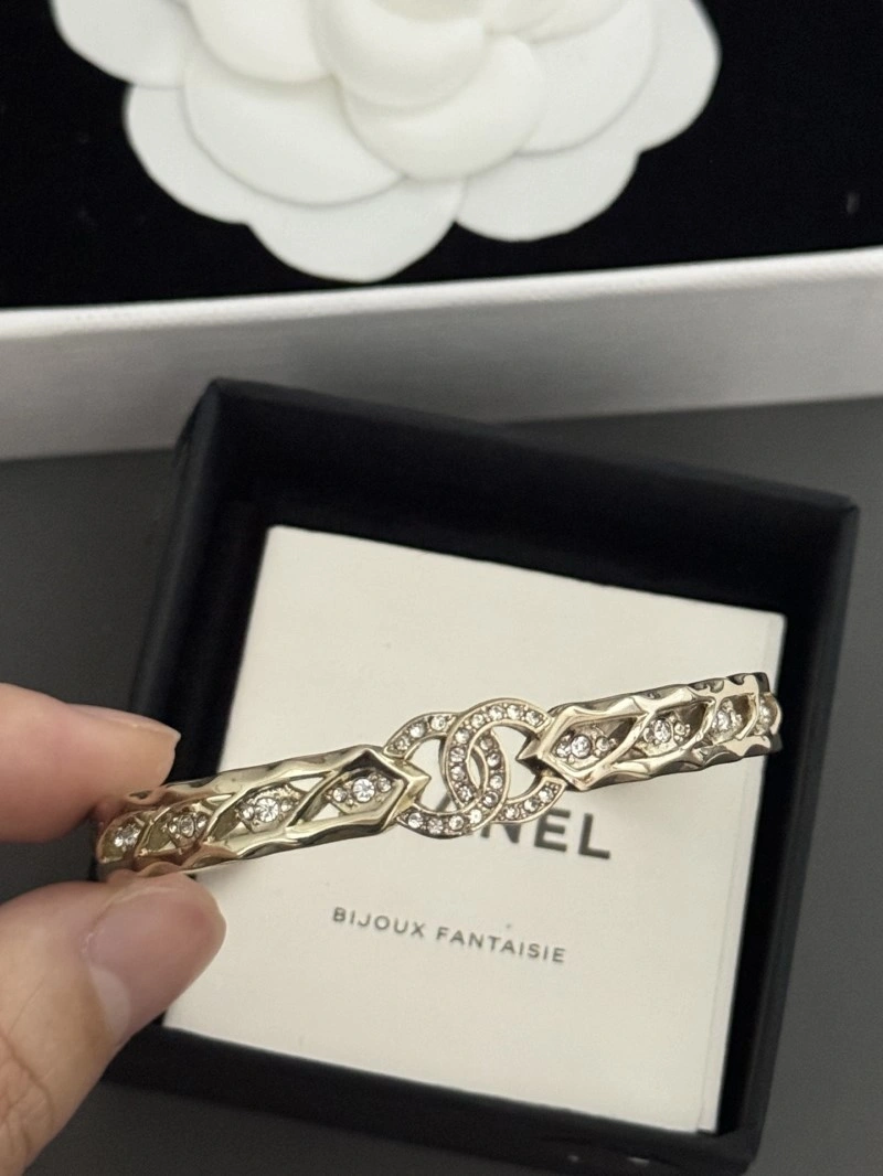 Chanel Bracelets OnTrend 220472