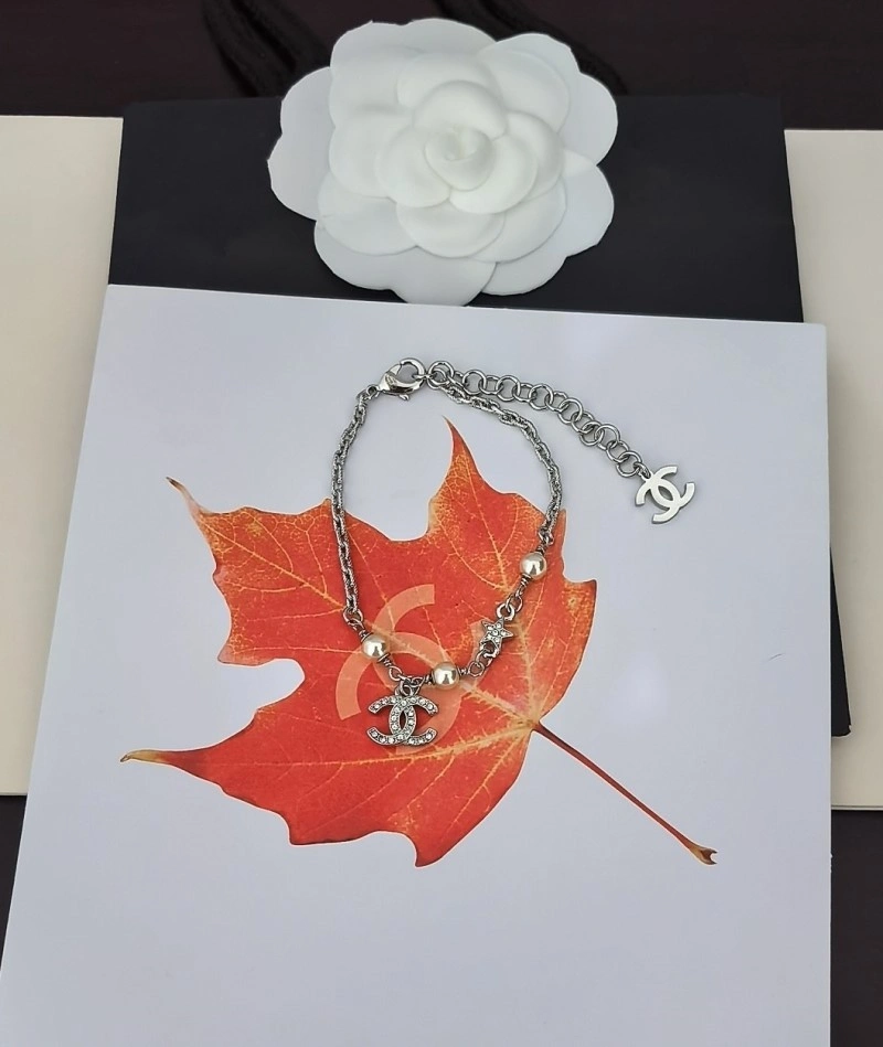 Chanel Bracelets Premium 220489