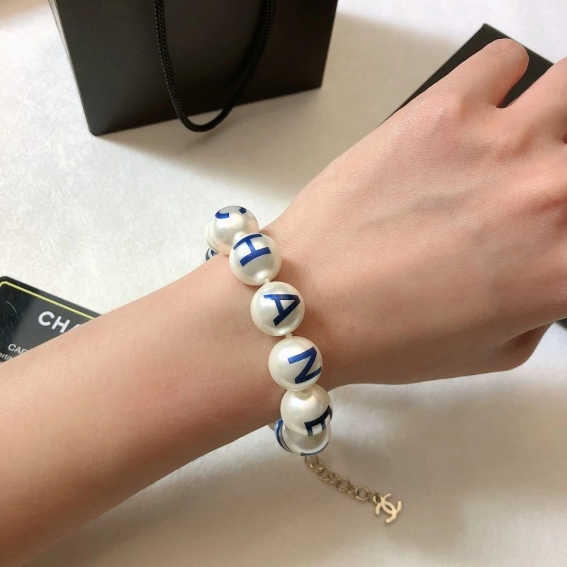 Chanel Bracelets Stylish 220537