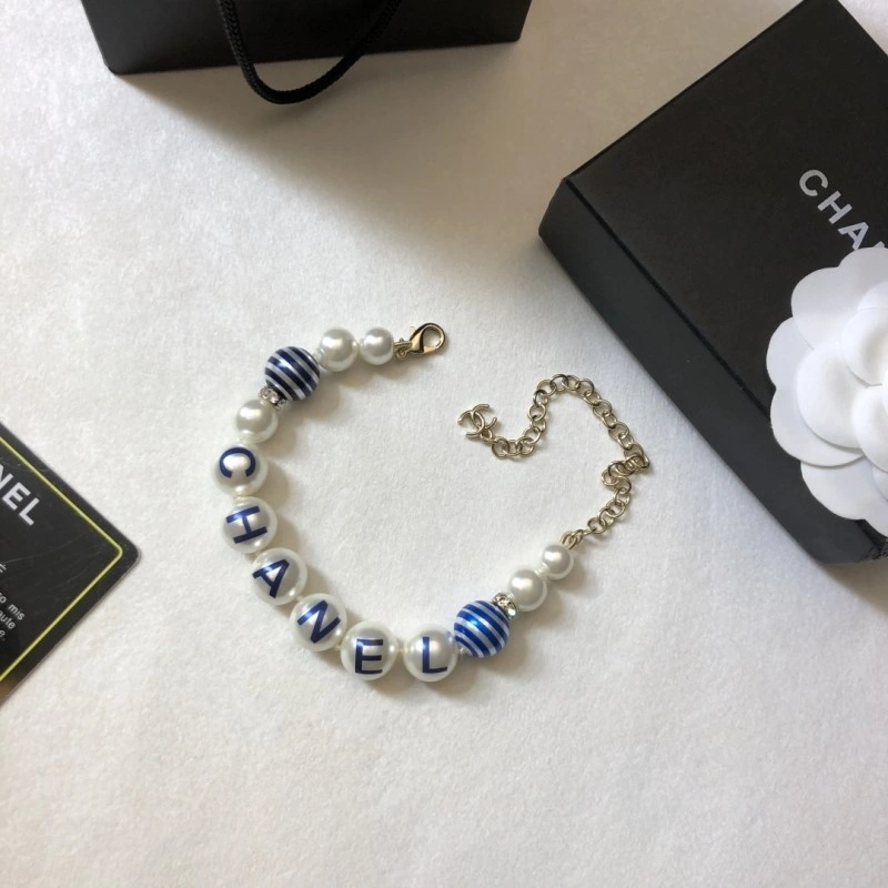 Chanel Bracelets Stylish 220537
