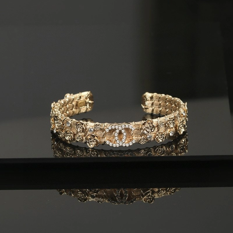 Bold Chanel Bracelets 220459
