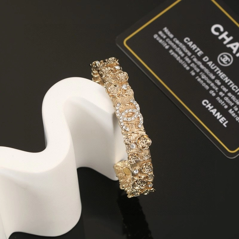 Bold Chanel Bracelets 220459