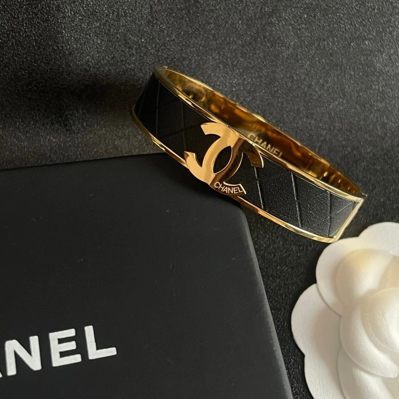Resilient Chanel Bracelets 220455
