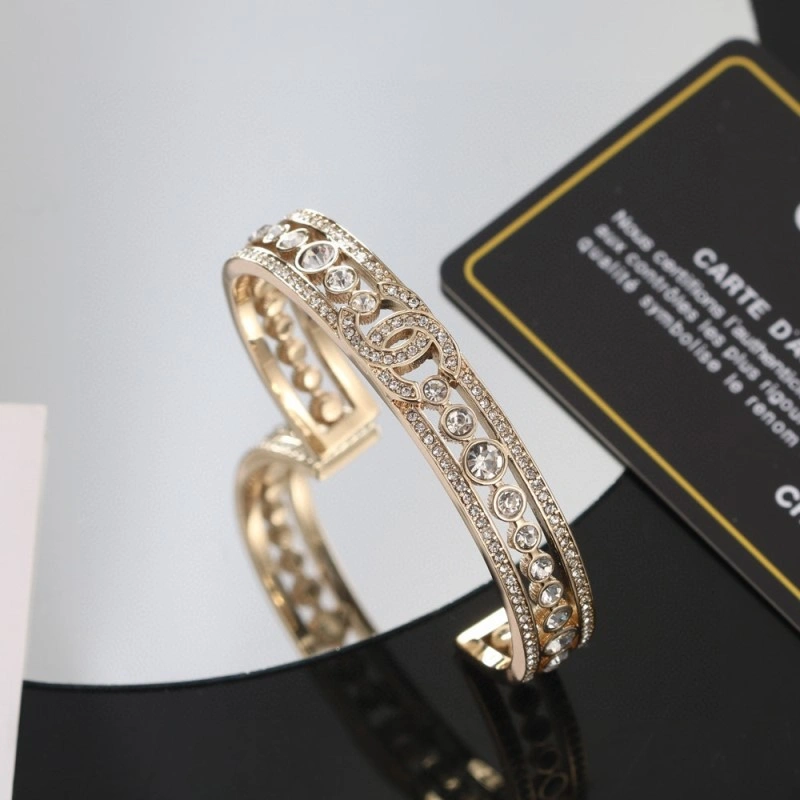 Chanel Bracelets Lightweight 220445