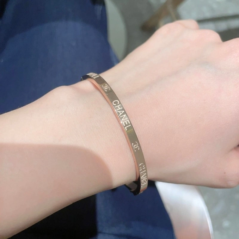Comfortable Chanel Bracelets 220447