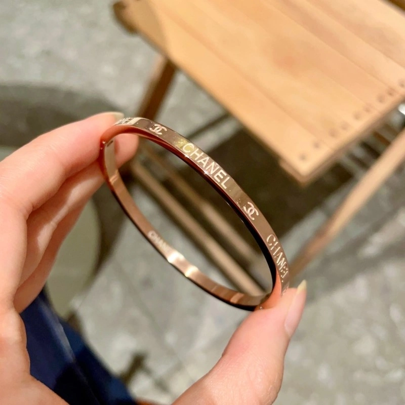 Comfortable Chanel Bracelets 220447