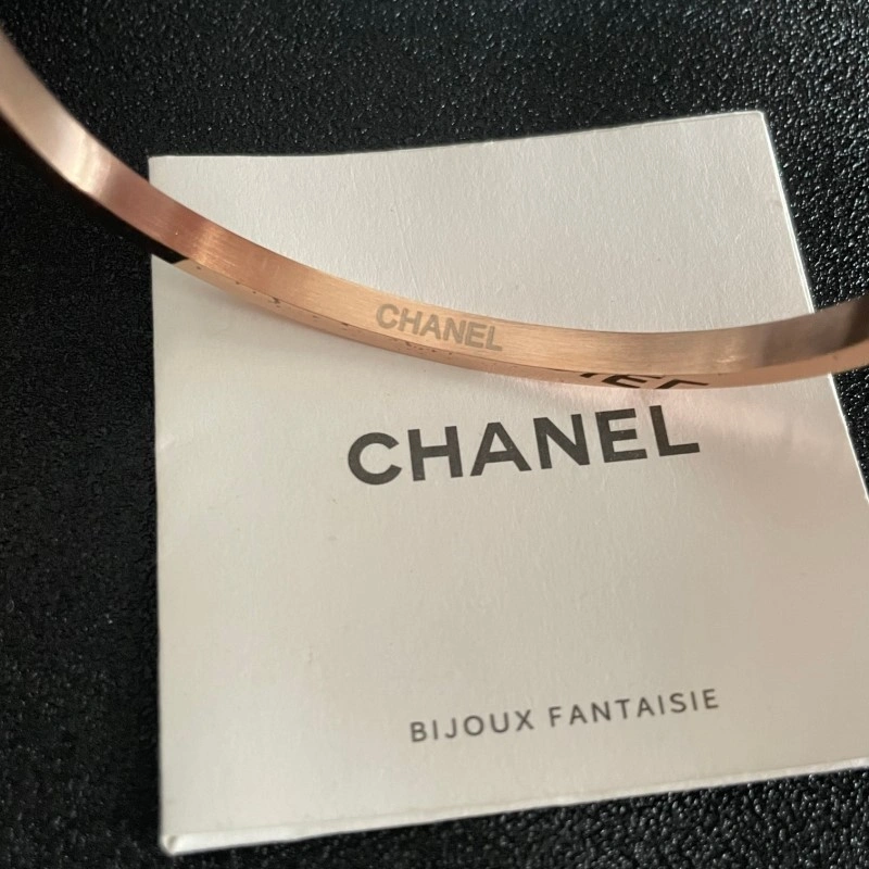 Comfortable Chanel Bracelets 220447