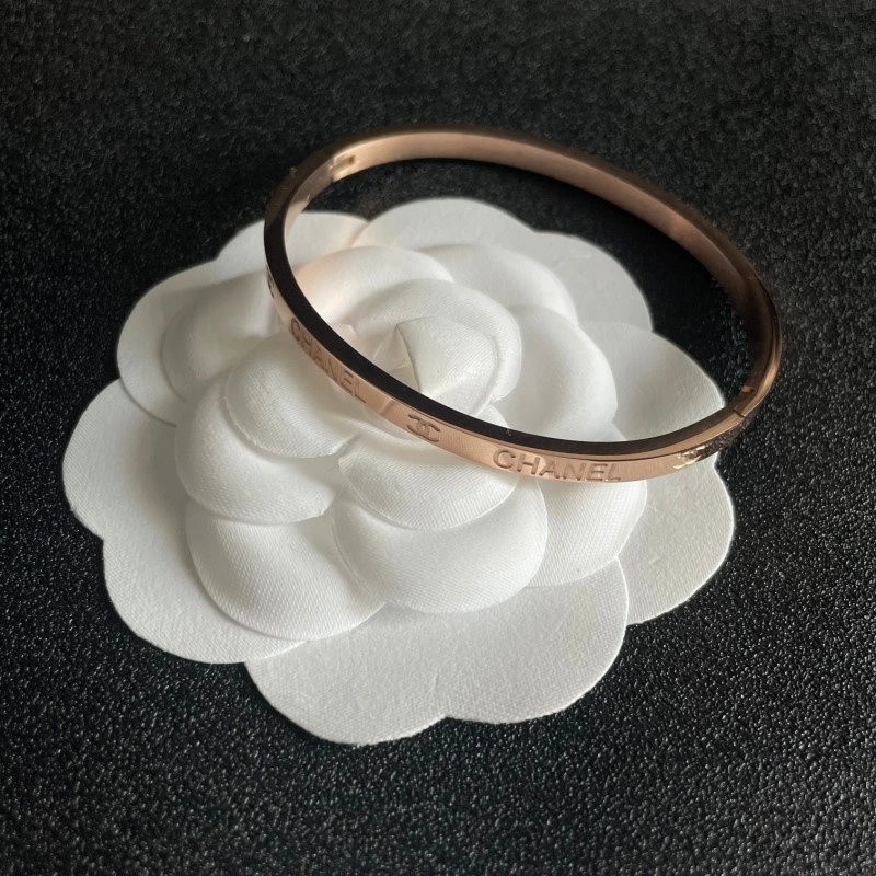 Comfortable Chanel Bracelets 220447