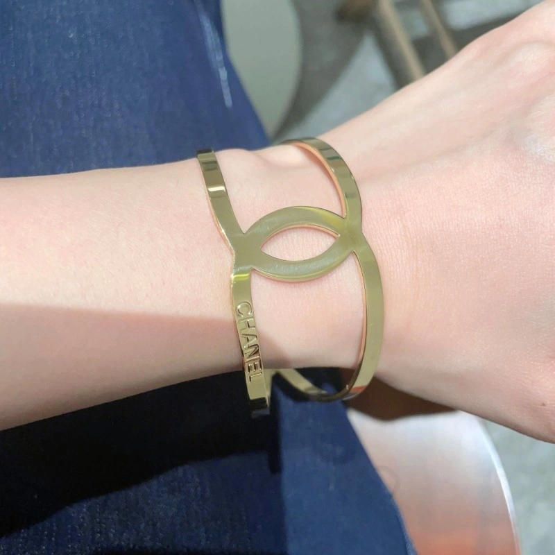 GoodFit Chanel Bracelets 220443