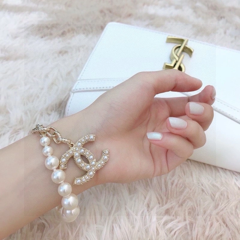 Chanel Bracelets UrbanChic 220444