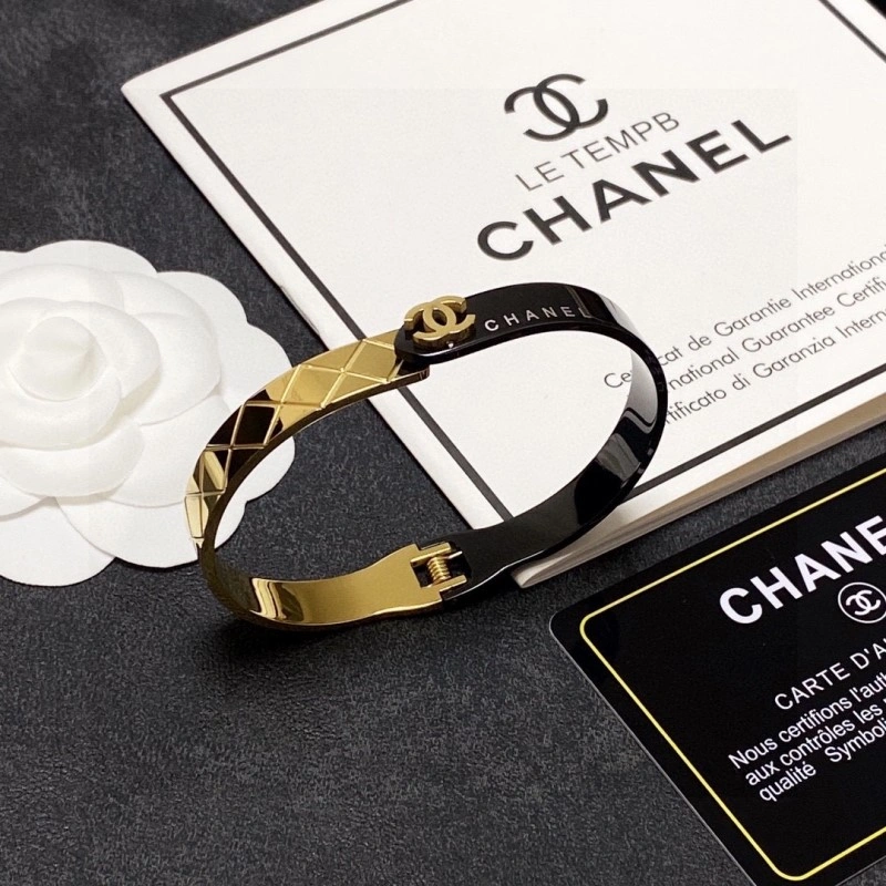 TechFriendly Chanel Bracelets 220433