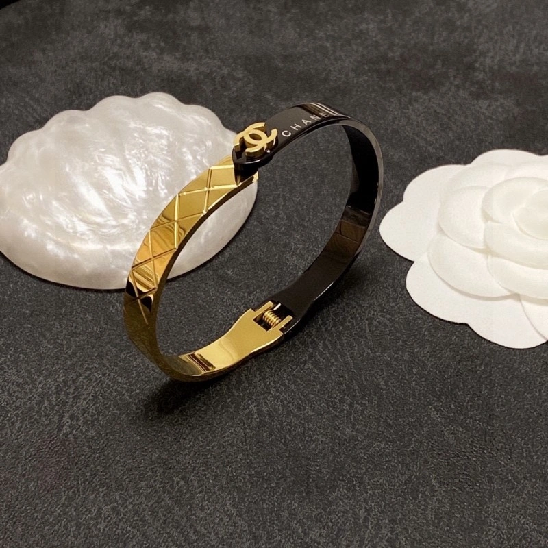 TechFriendly Chanel Bracelets 220433