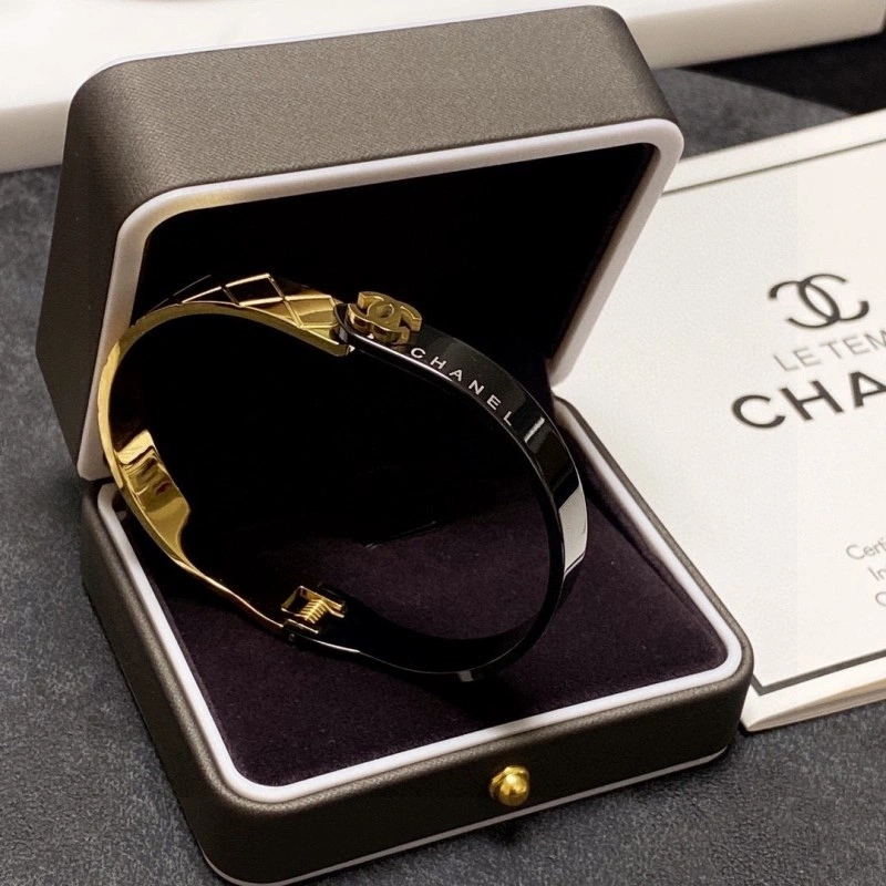 TechFriendly Chanel Bracelets 220433
