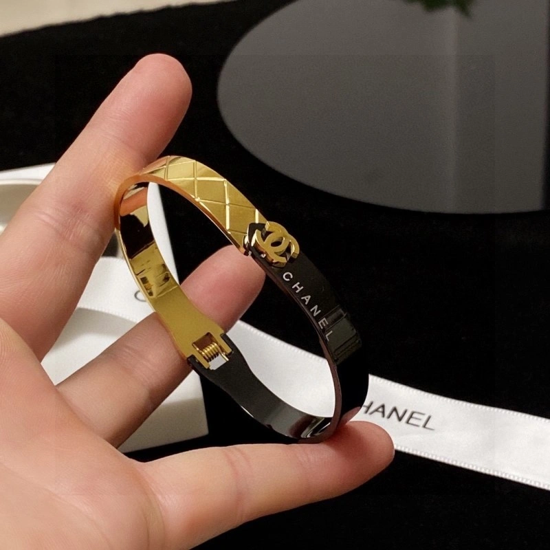 TechFriendly Chanel Bracelets 220433