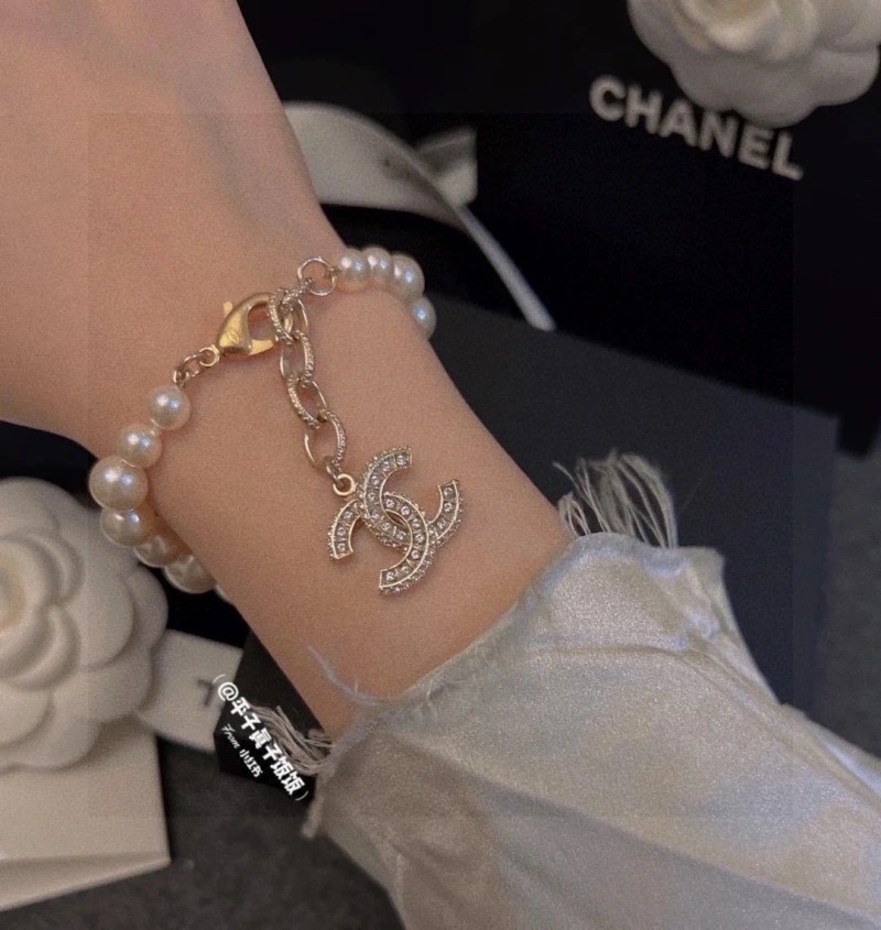 Premium Chanel Bracelets 220418