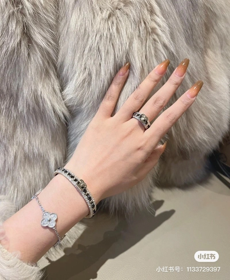 Contemporary Chanel Bracelets 220421
