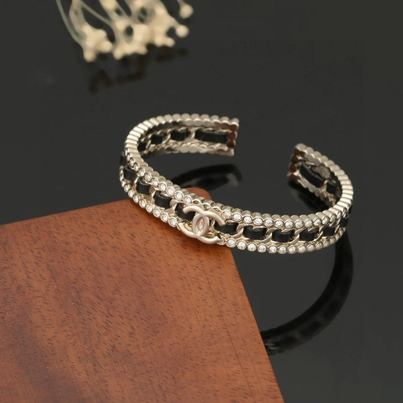 Contemporary Chanel Bracelets 220421