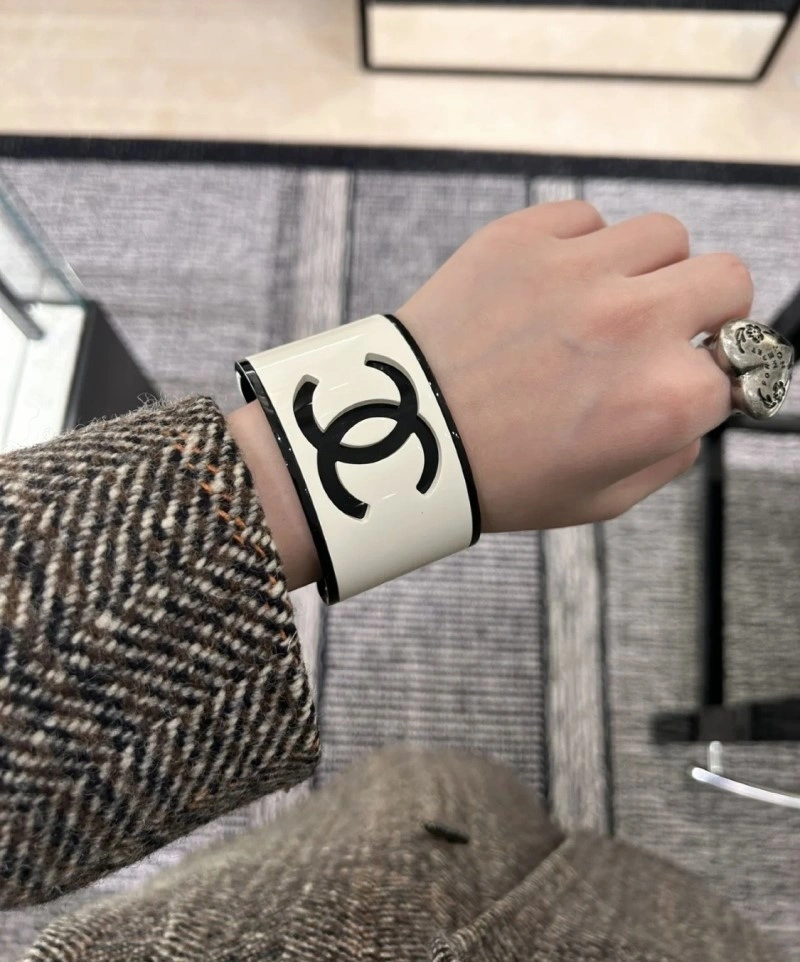 Chanel Bracelets FlexibleFit 220411