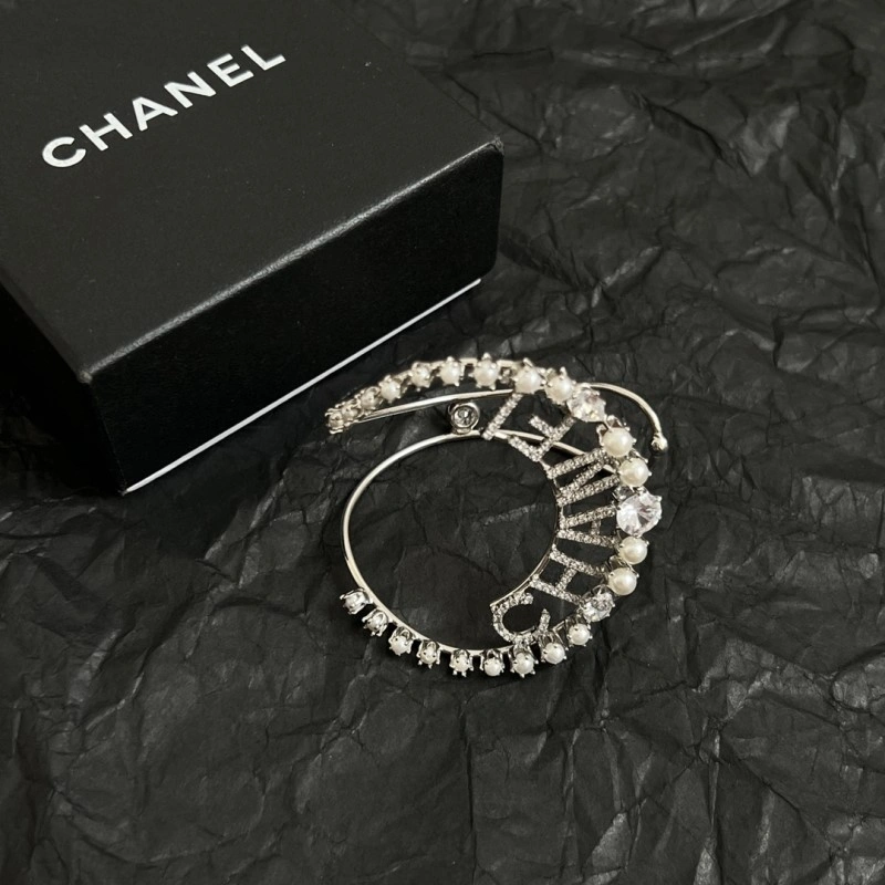 Chanel Bracelets Lightweight 220402