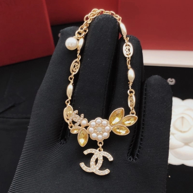 Chanel Bracelets Attractive 220407