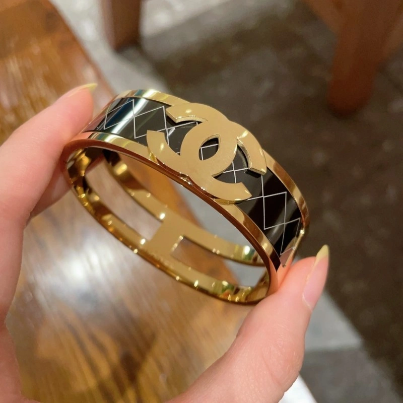 EasyCare Chanel Bracelets 220409