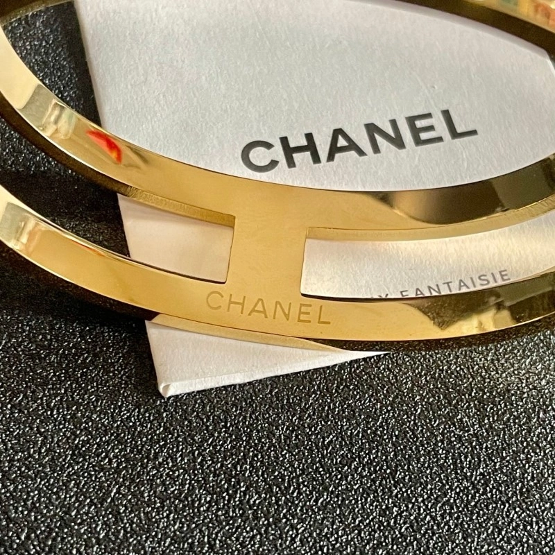EasyCare Chanel Bracelets 220409