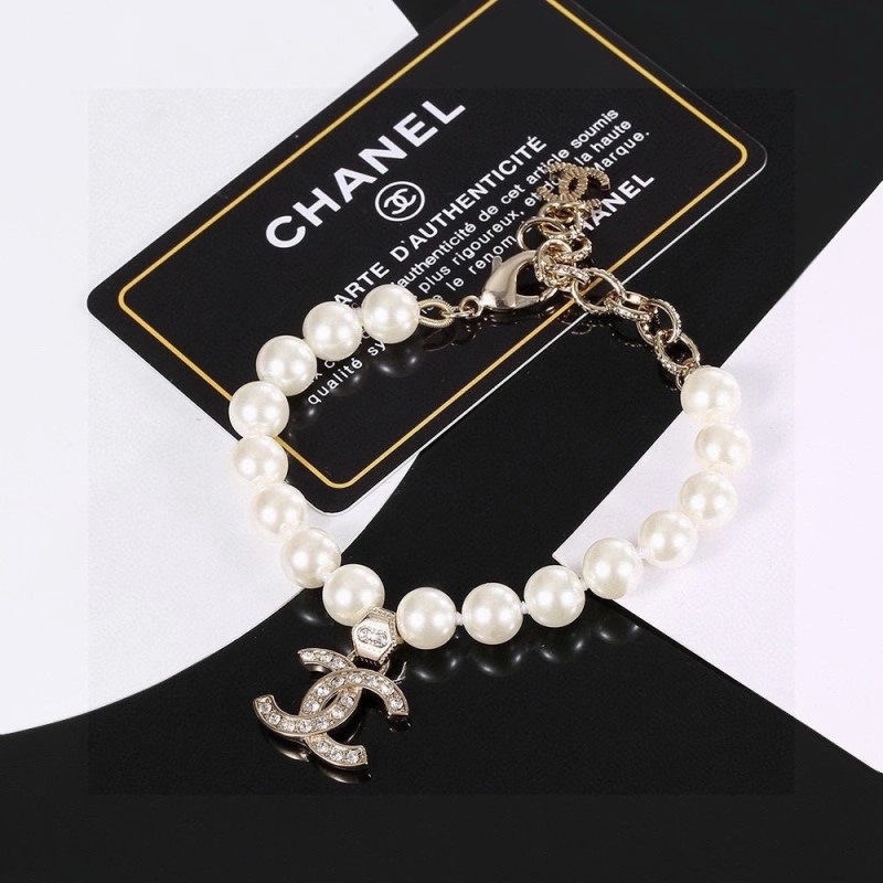 Durable Chanel Bracelets 220481