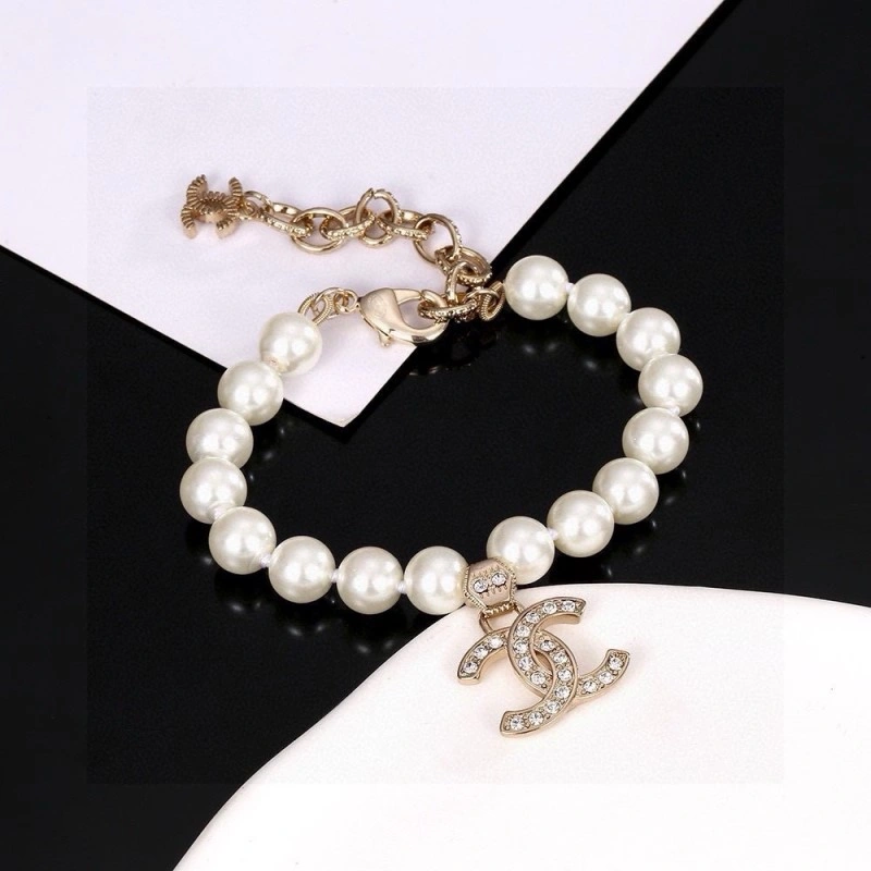 Durable Chanel Bracelets 220481