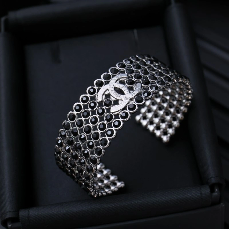 Chanel Bracelets FreshLook 220397