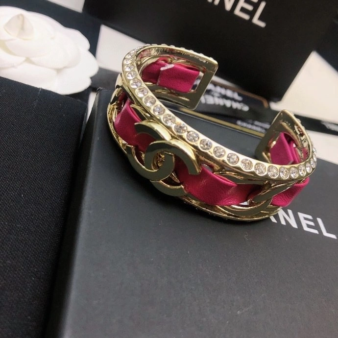Chanel Bracelets Lightweight 220391