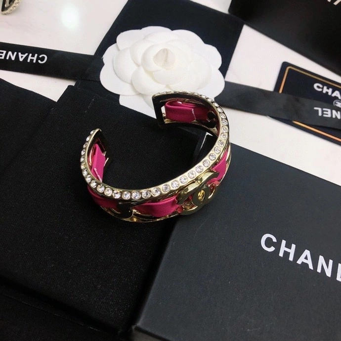 Chanel Bracelets Lightweight 220391