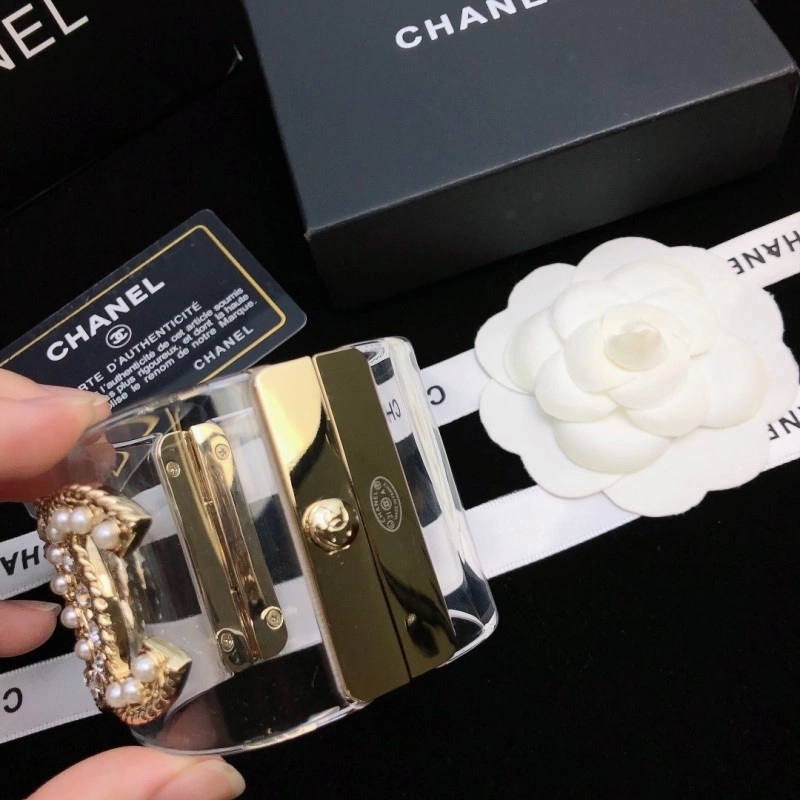Chanel Bracelets Chic 220395