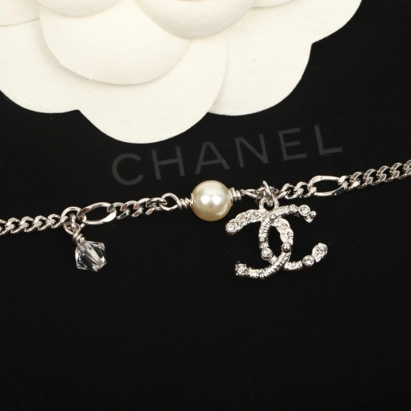 Affordable Chanel Bracelets 220410